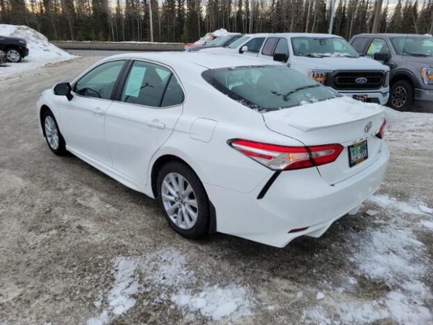 Used 2020 Toyota Camry SE Auto 4dr Car – 4T1G11AK6LU334995 full