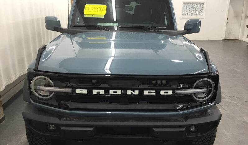 Used 2023 Ford Bronco Outer Banks Sport Utility – 1FMEE5DP4PLB40049 full
