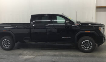 Used 2022 GMC Sierra 3500HD AT4 4WD Crew Cab 172 Crew Cab Pickup – 1GT49VEY3NF132290 full